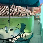 Pena *